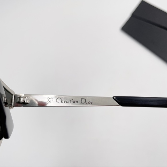 Dior Symmetrics 59mm Sunglasses О3Т2K - Picture 12 of 16